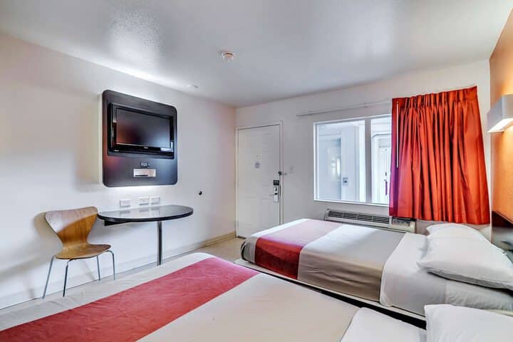 Room 7 of 21