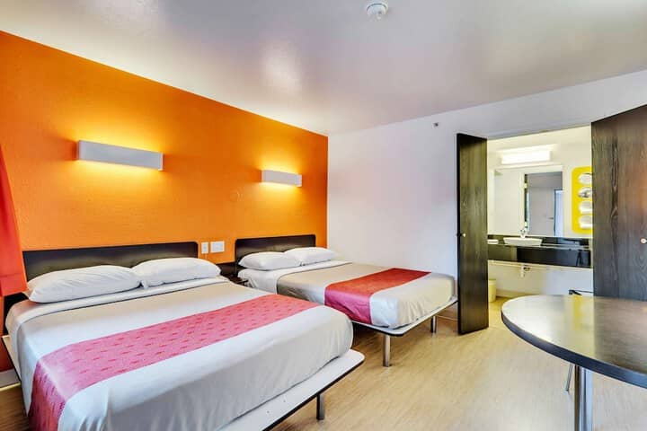 Room 5 of 21